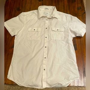 Calvin Klein white Short sleeved dress shirt Medium
